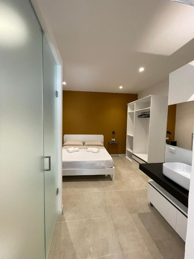 La Nicchia Apartment Чефалу Екстериор снимка
